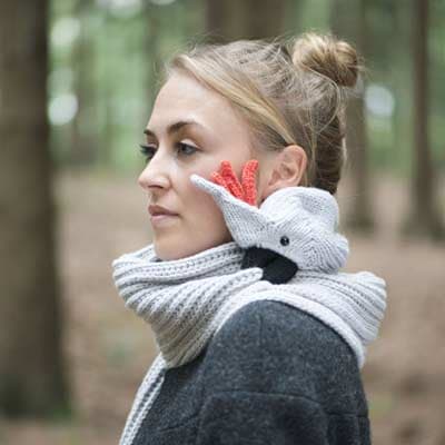 Knitted Cockatoo Parrot Bird Scarf