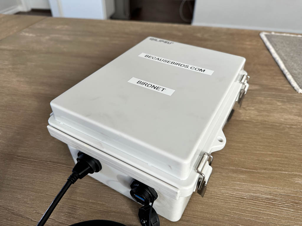 It’s all ready to be plugged in.